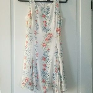 very cute never worn dress